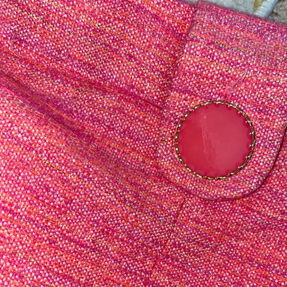 Cute brocade pink miniskirt with buttons 💗 - Picture 4 of 7